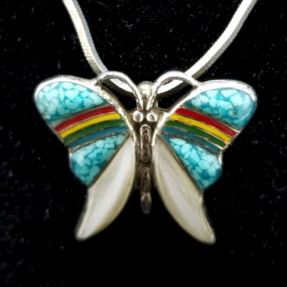 FAS sterling silver butterfly necklace 🦋 - Picture 2 of 8